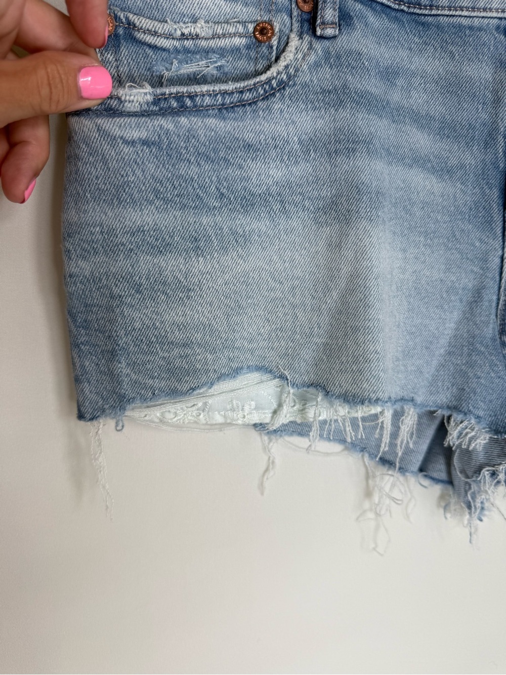 American Eagle Super Low-Rise Perfect Shortie • NWT • Women’s size 8 - Picture 2 of 5
